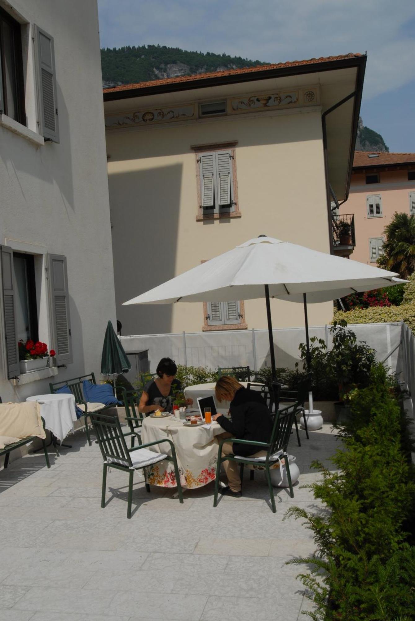 Albergo Al Sole Mezzolombardo Kültér fotó