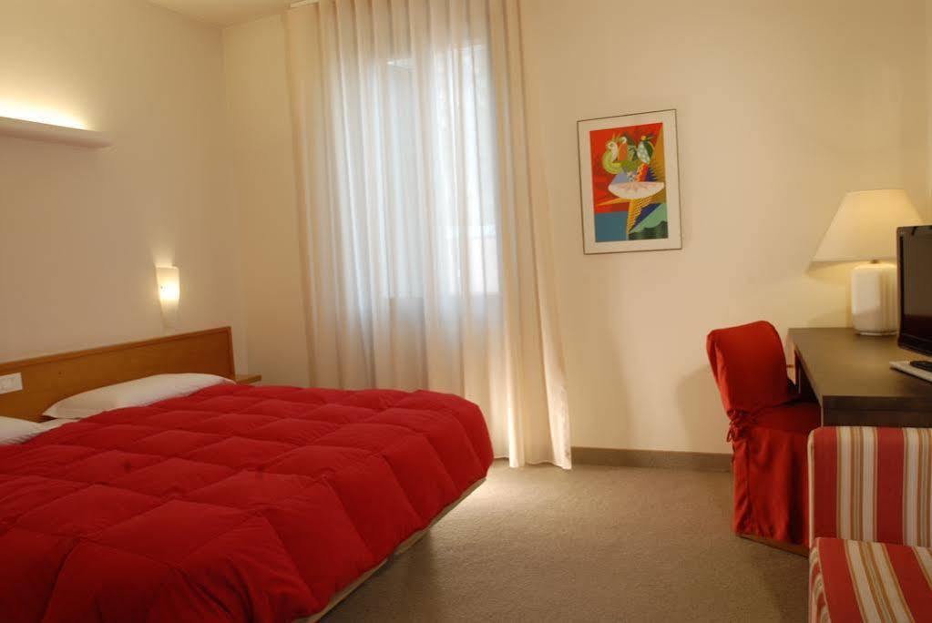 Albergo Al Sole Mezzolombardo Kültér fotó